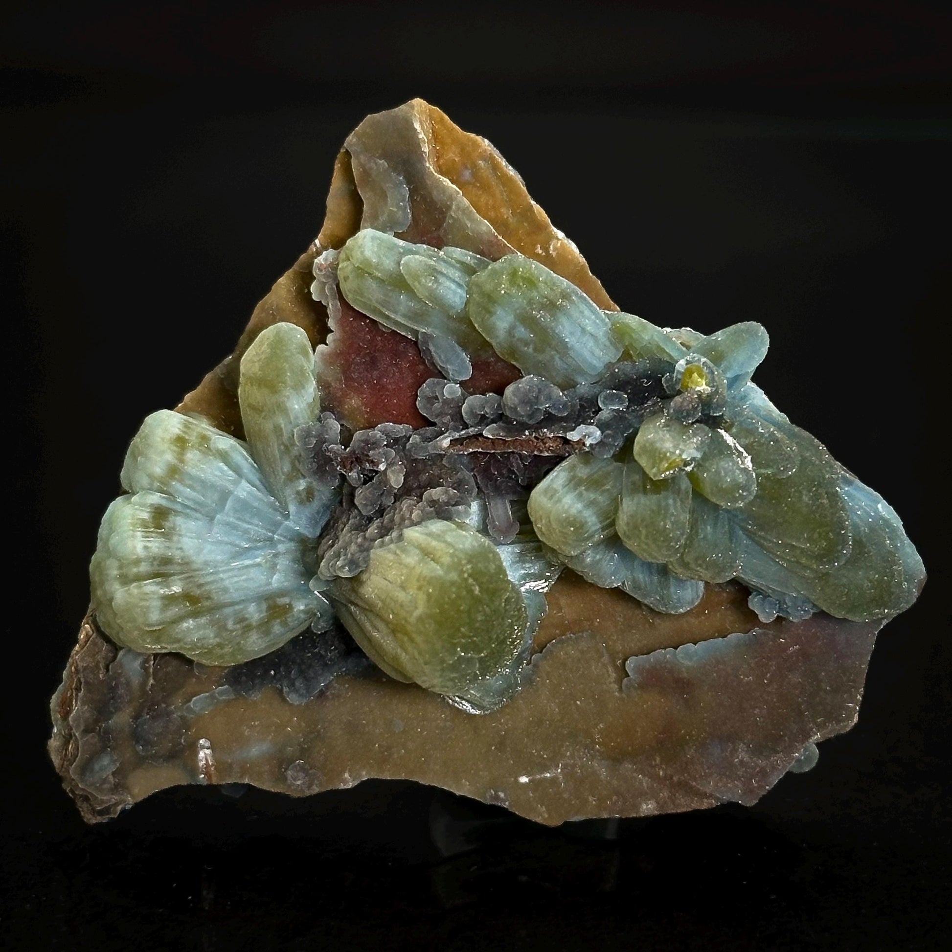 Plumbogummite | blue pyromorphite pseudomorph crystal, rare mineral specimen