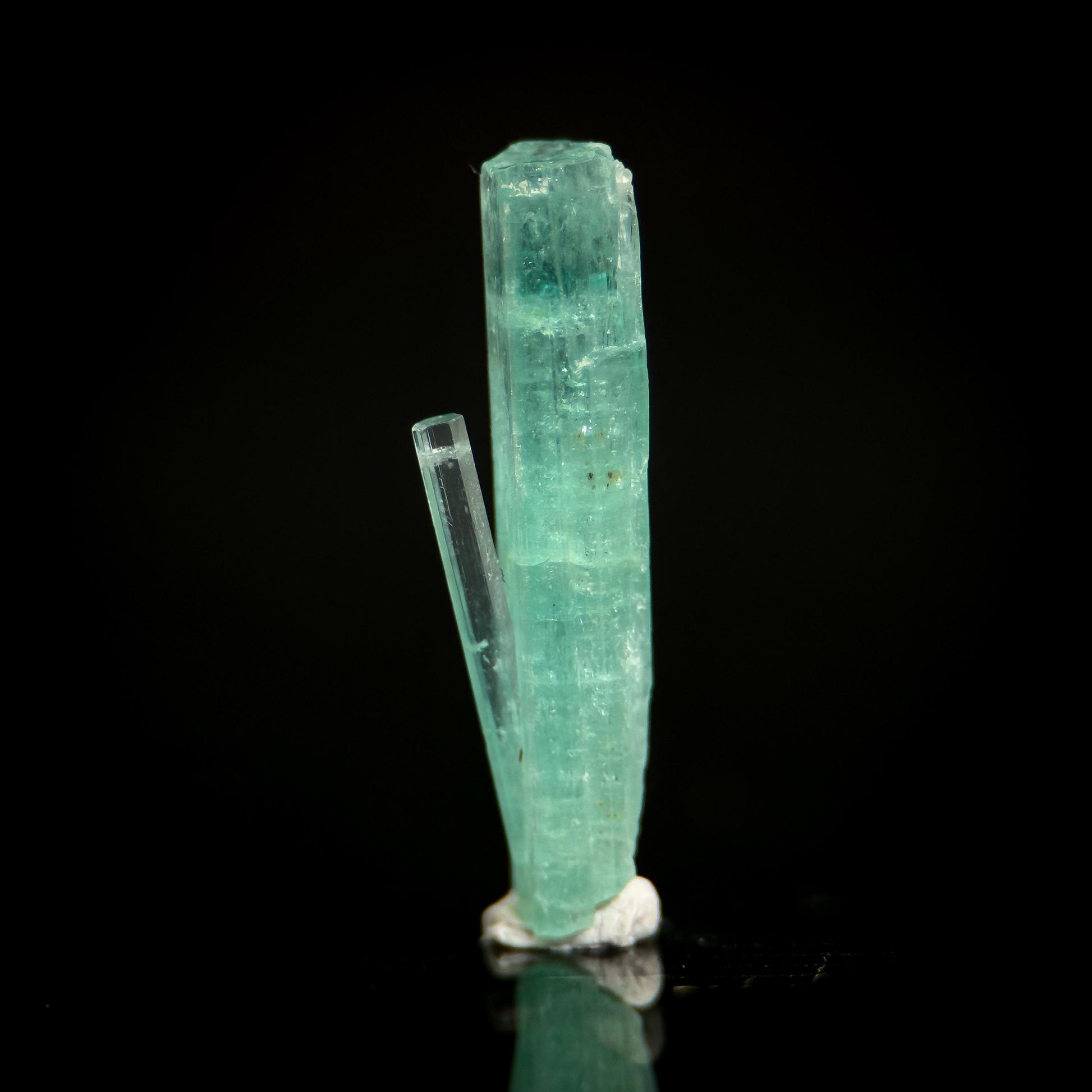 Beryl var. Emerald | natural seafoam green crystal, mineral specimen from Nigeria