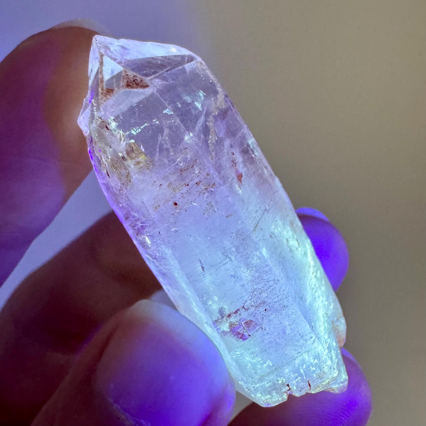 Petroleum Quartz | UV reactive firefly crystal, fluorescent mineral specimen from Madagascar