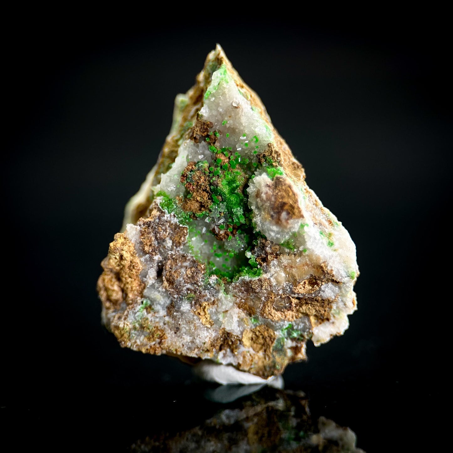 Conichalcite | green crystal, rare mineral specimen from Greece