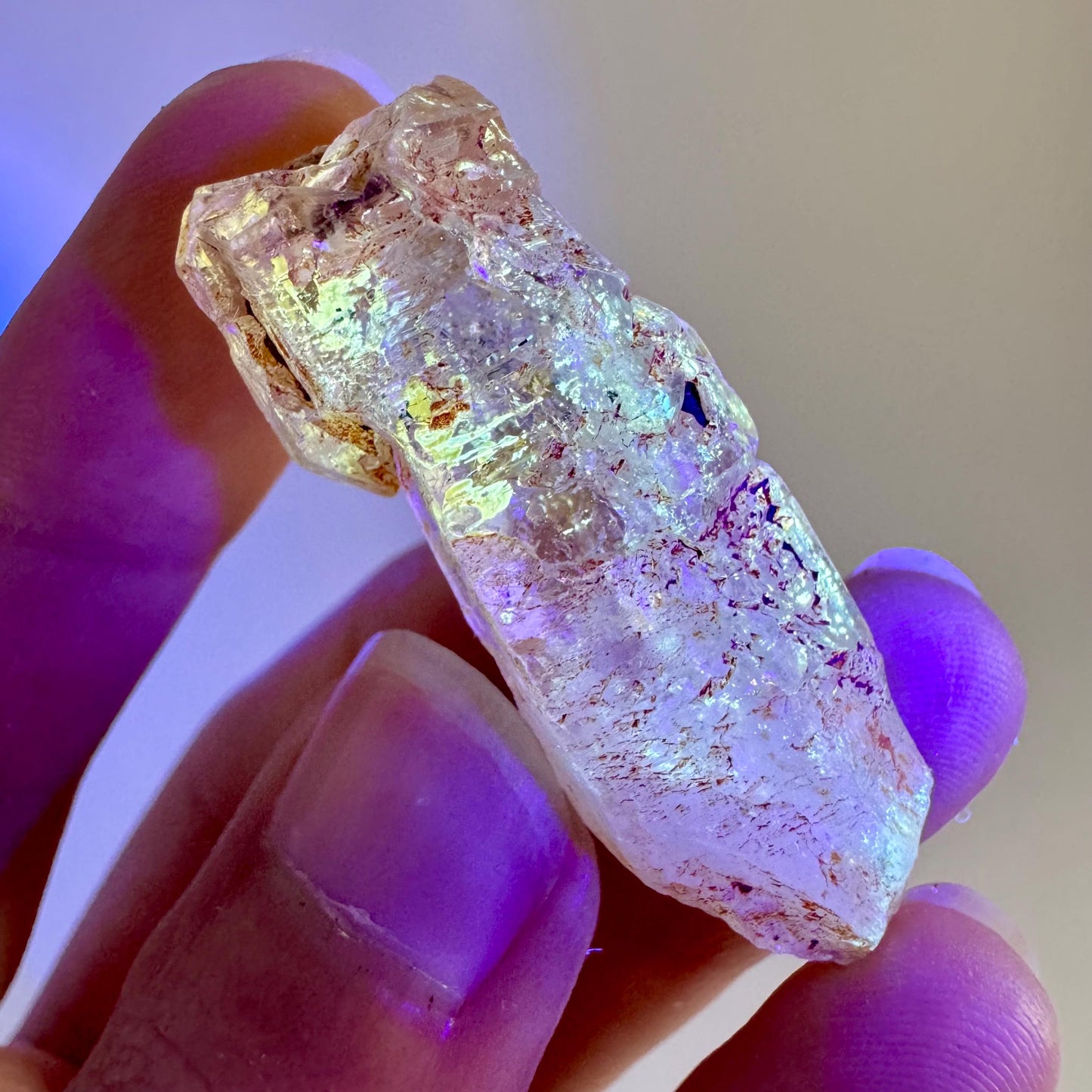Petroleum Quartz | UV reactive firefly crystal, fluorescent mineral specimen from Madagascar