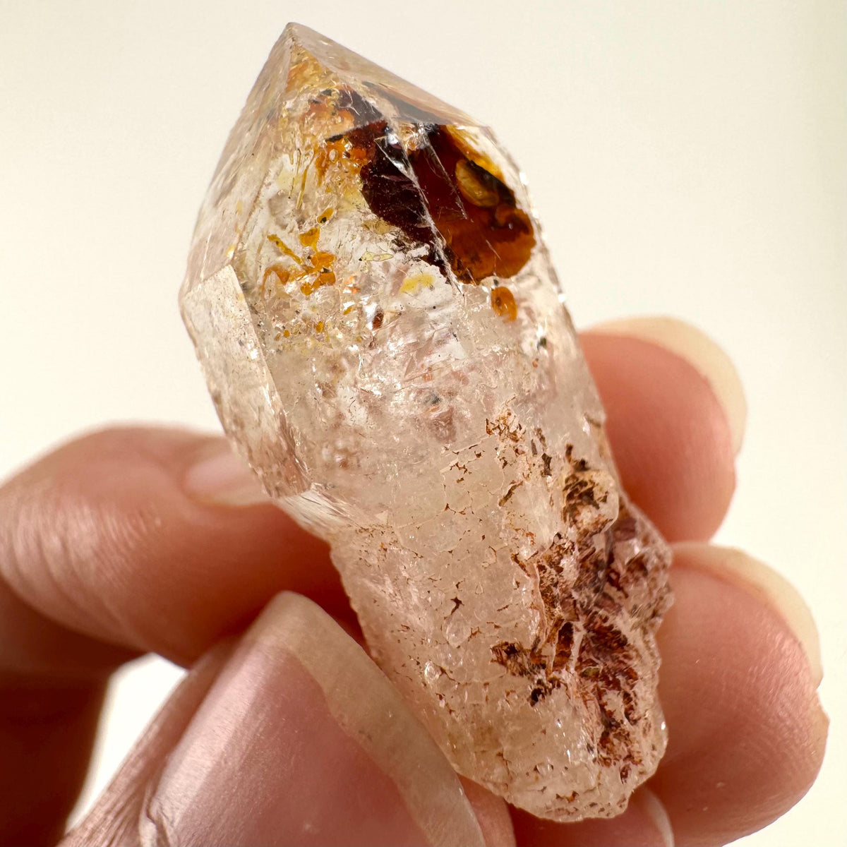 Petroleum Quartz | UV reactive firefly crystal, fluorescent mineral specimen from Madagascar