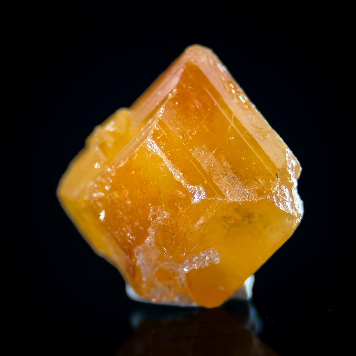 Wulfenite | orange crystal, mineral specimen from Republic of Congo