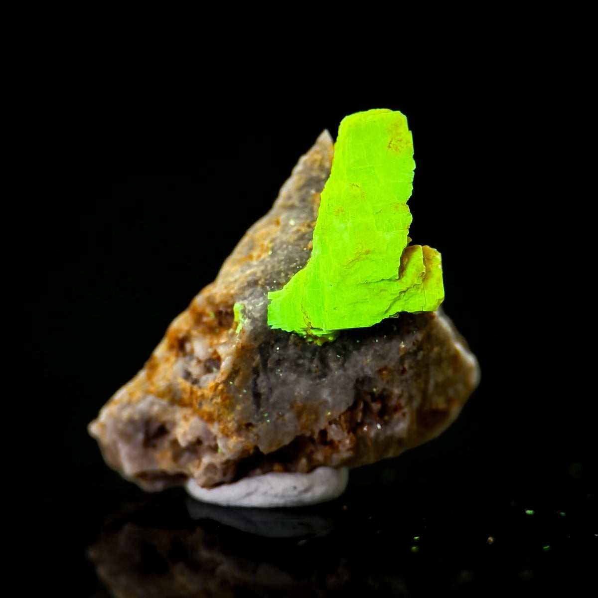 Uranocircite | fluorescent UV reactive crystal, rare mineral specimen from Germany