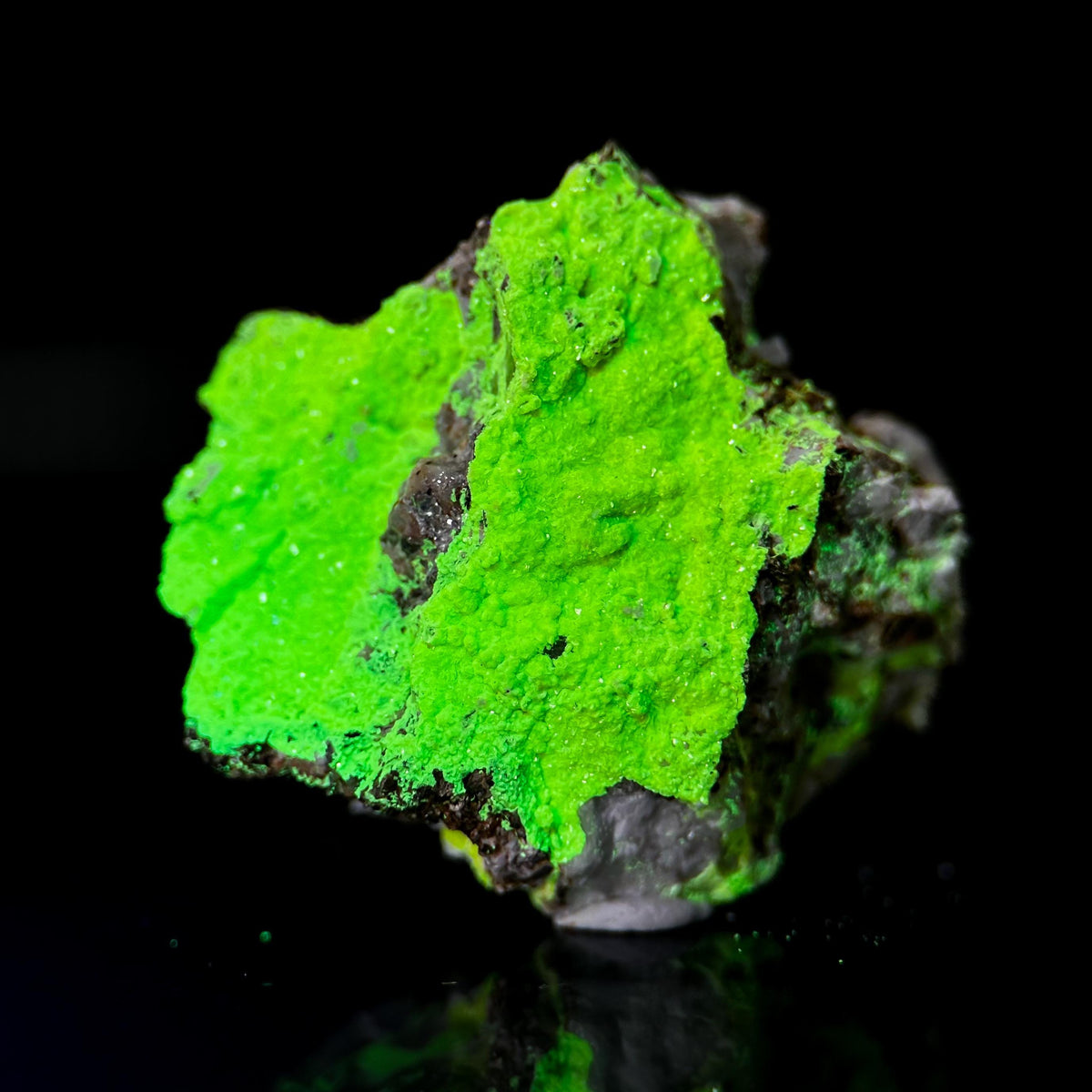 Autun | fluorescent UV reactive crystal, rare mineral specimen from Portugal