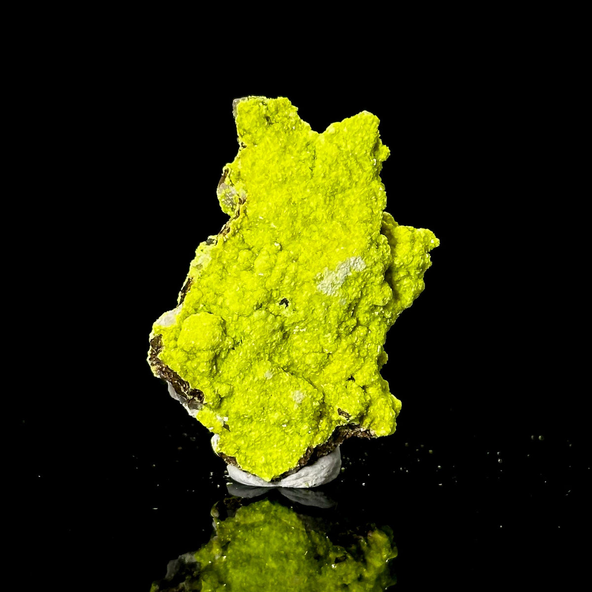 Autun | fluorescent UV reactive crystal, rare mineral specimen from Portugal