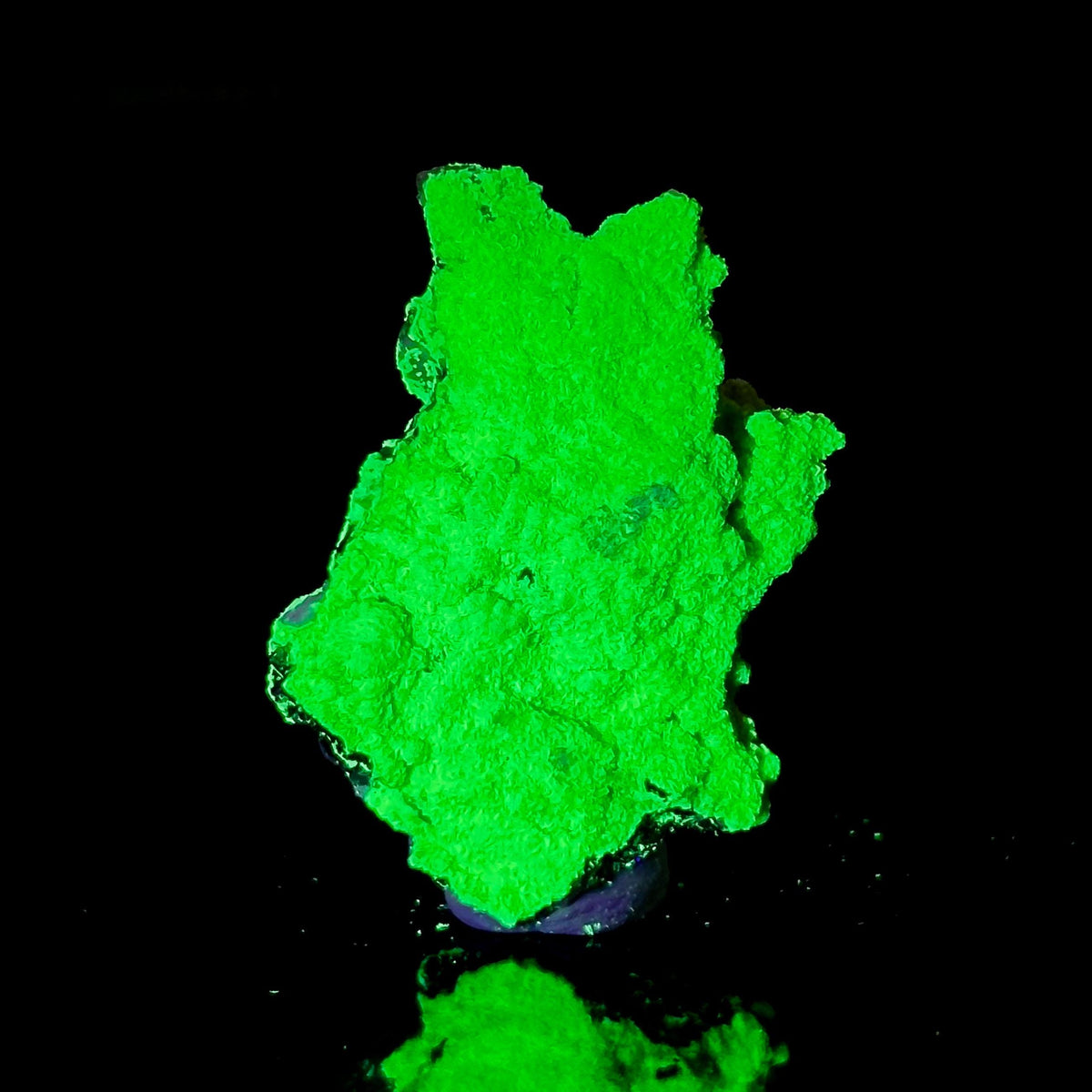 Autun | fluorescent UV reactive crystal, rare mineral specimen from Portugal