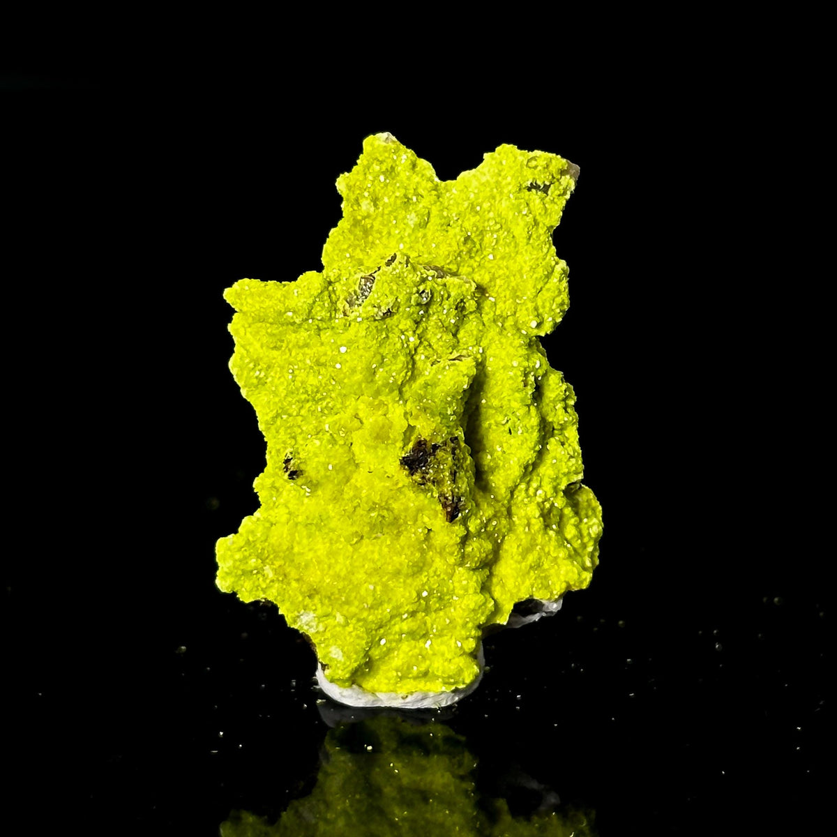 Autun | fluorescent UV reactive crystal, rare mineral specimen from Portugal