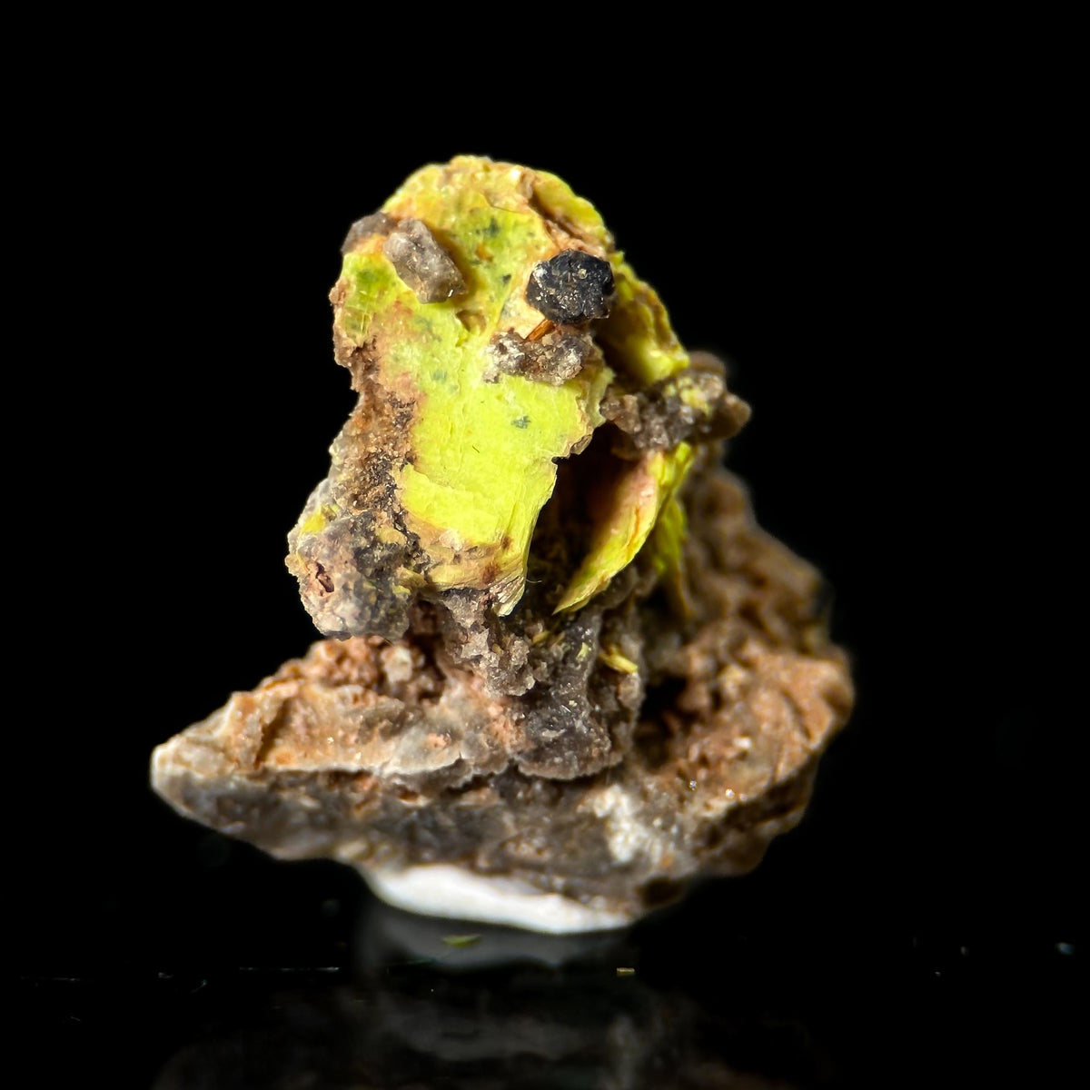 Uranocircite | fluorescent UV reactive crystal, rare mineral specimen from Germany