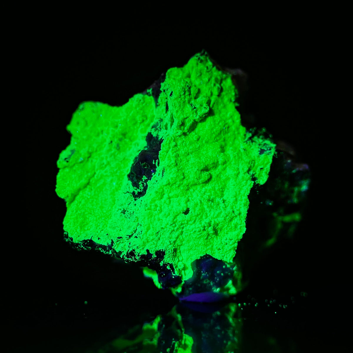 Autun | fluorescent UV reactive crystal, rare mineral specimen from Portugal