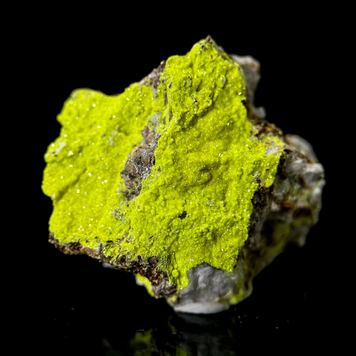 Autun | fluorescent UV reactive crystal, rare mineral specimen from Portugal