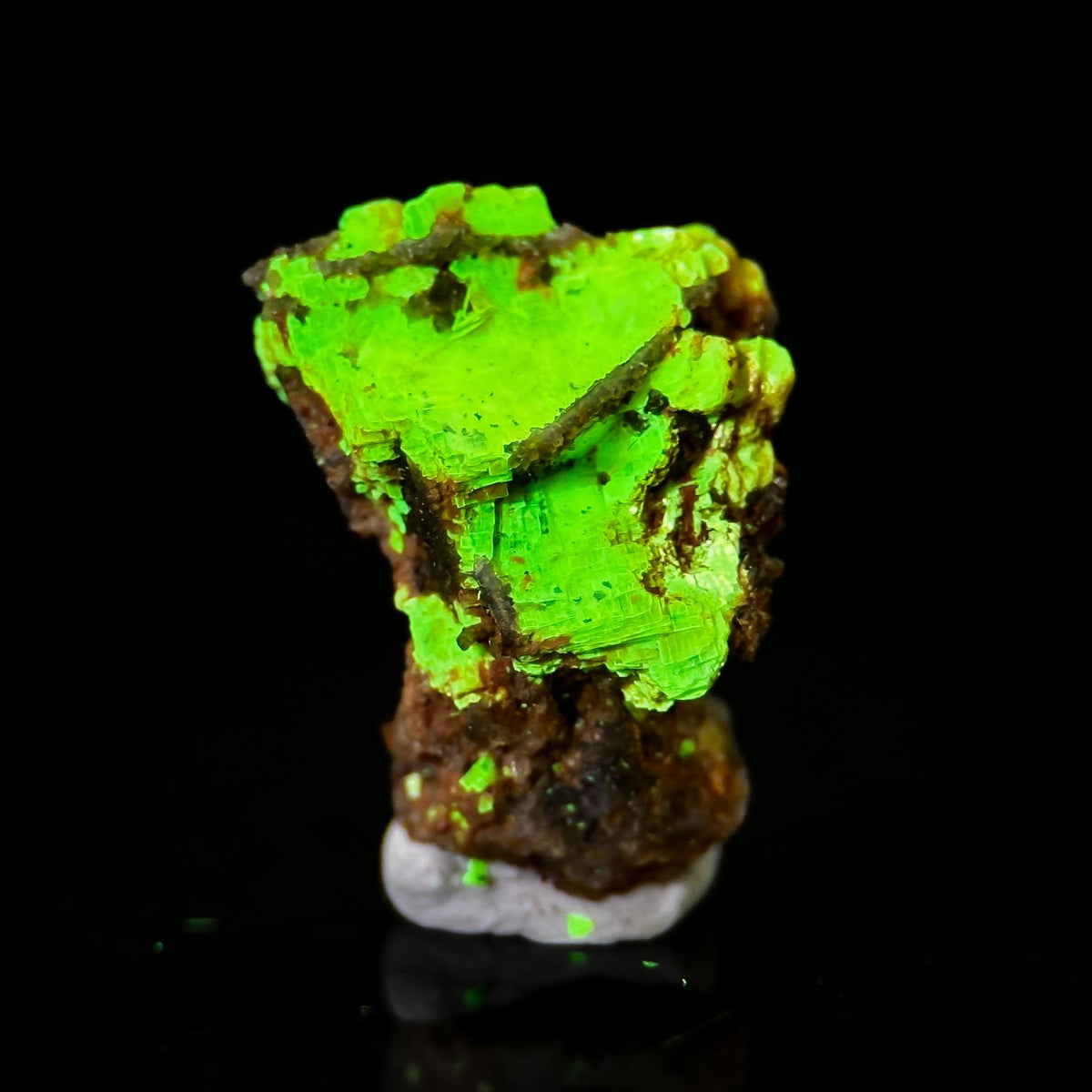 Uranocircite | fluorescent UV reactive crystal, rare mineral specimen from Germany