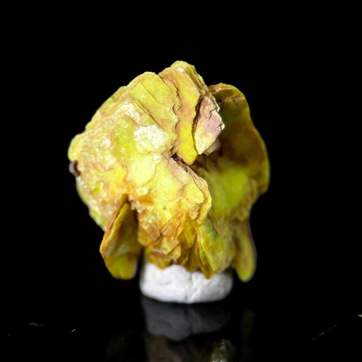 Uranocircite | fluorescent UV reactive crystal, rare mineral specimen from Germany