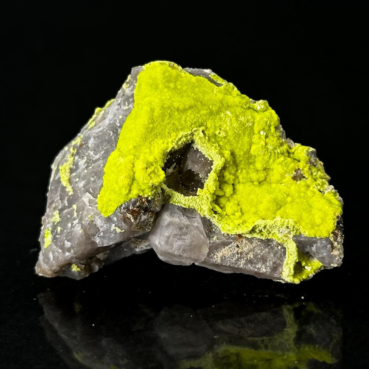 Autun | fluorescent UV reactive crystal, rare mineral specimen from Portugal