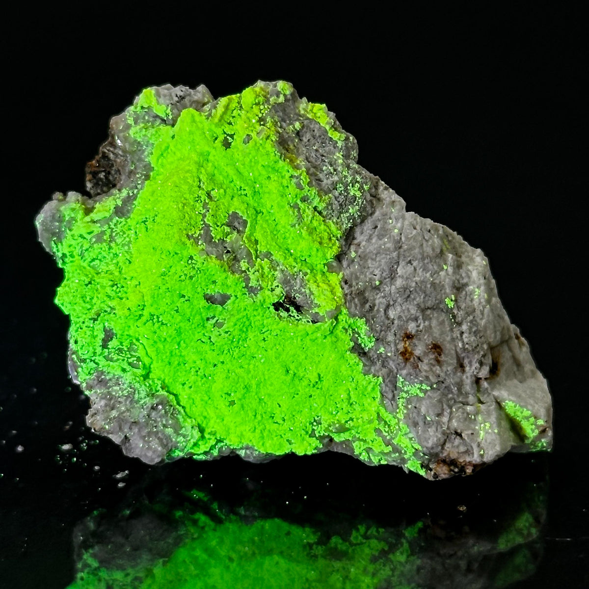 Autun | fluorescent UV reactive crystal, rare mineral specimen from Portugal