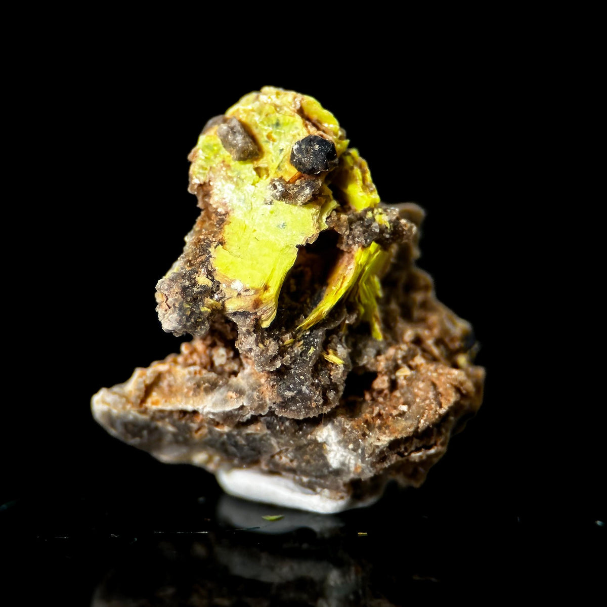 Uranocircite | fluorescent UV reactive crystal, rare mineral specimen from Germany