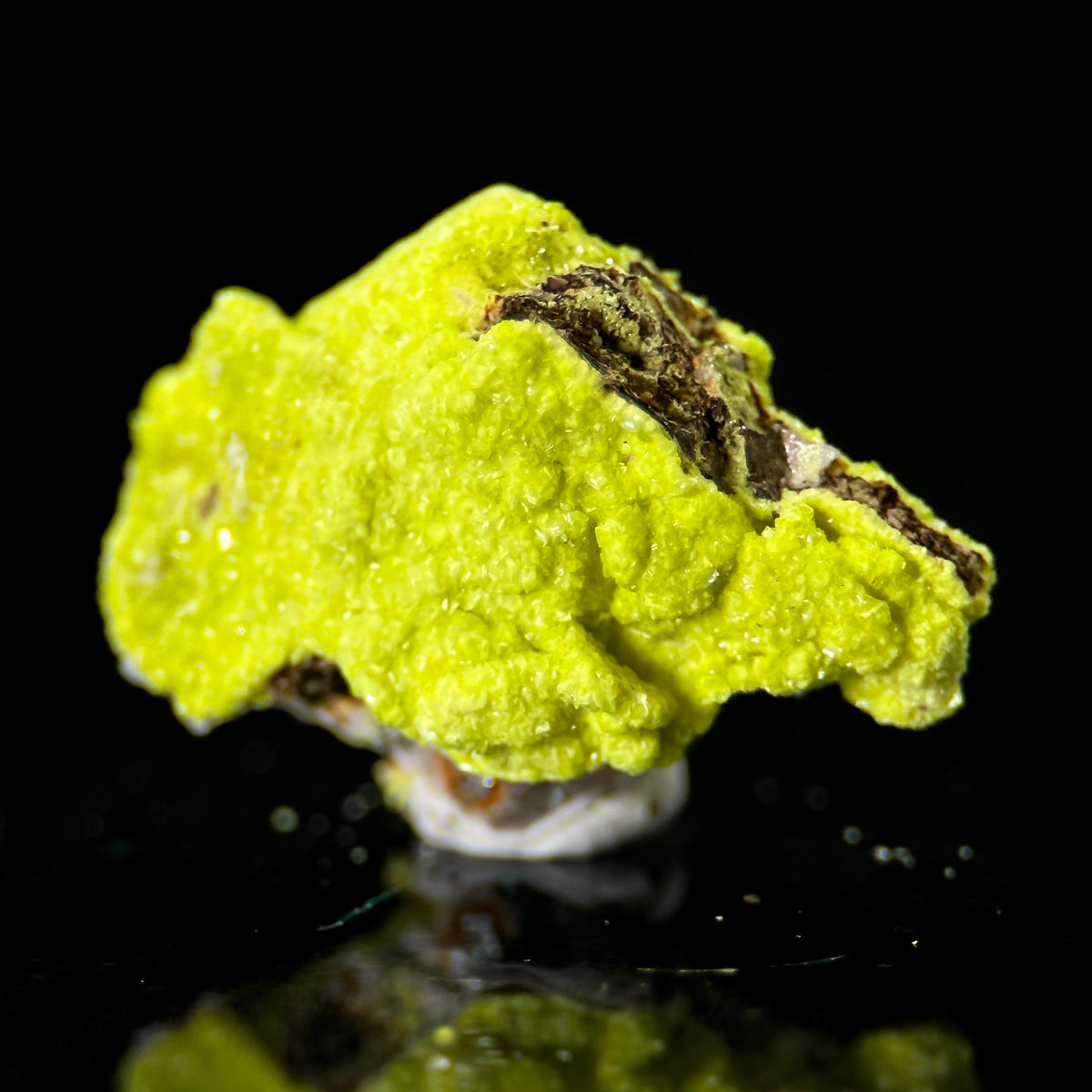 Autun | fluorescent UV reactive crystal, rare mineral specimen from Portugal