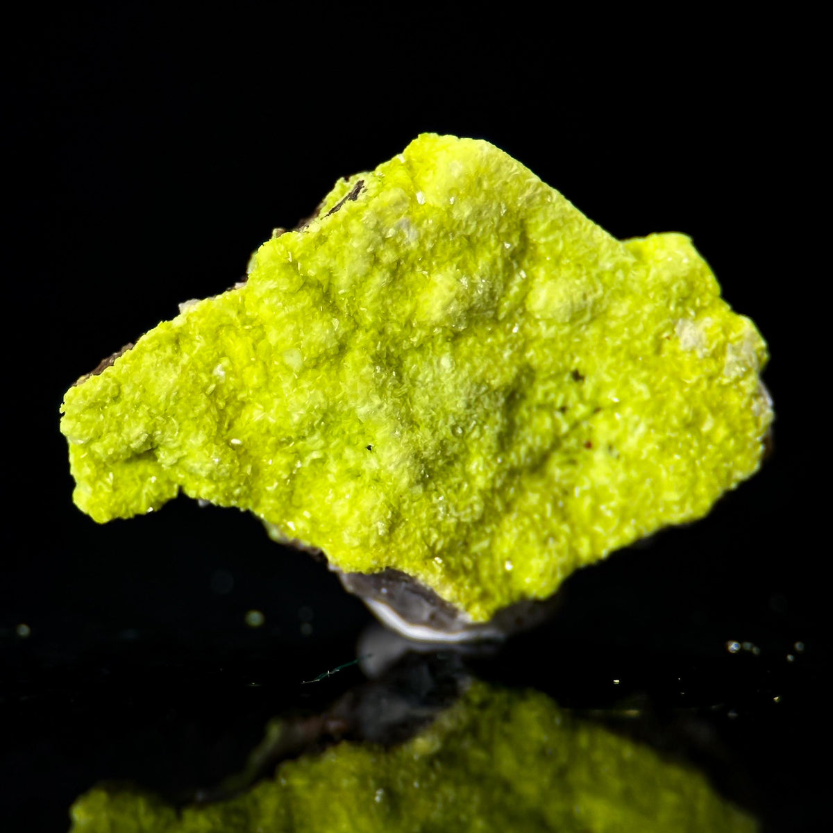 Autun | fluorescent UV reactive crystal, rare mineral specimen from Portugal