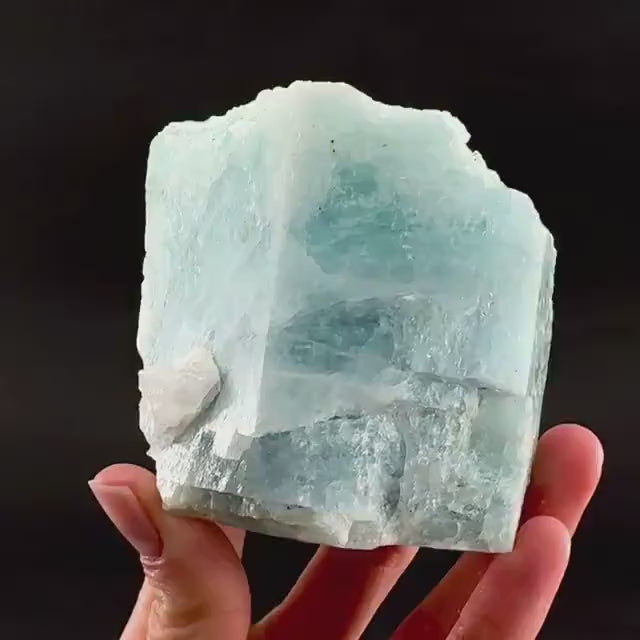 Aquamarine (Pakistan) | natural aquamarine crystal, mineral specimen