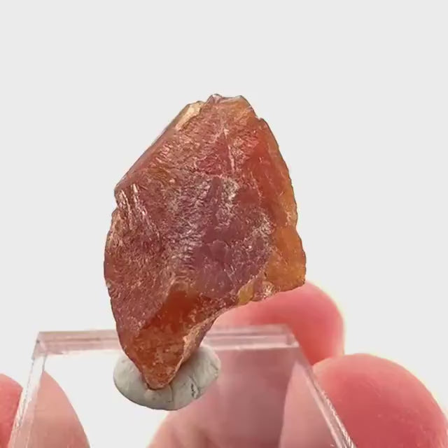 Scheelite | natural orange crystal, mineral specimen from Pakistan