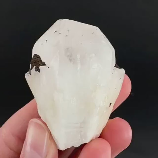 Hollandite Star Quartz | natural spider quartz crystal from Madagascar