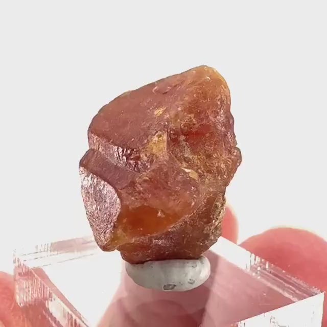 Scheelite | natural orange crystal, mineral specimen from Pakistan