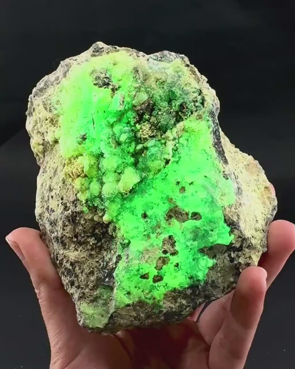 UV Reactive Hyalite Opal | Fluorescent Mineral Specimen from Namibia