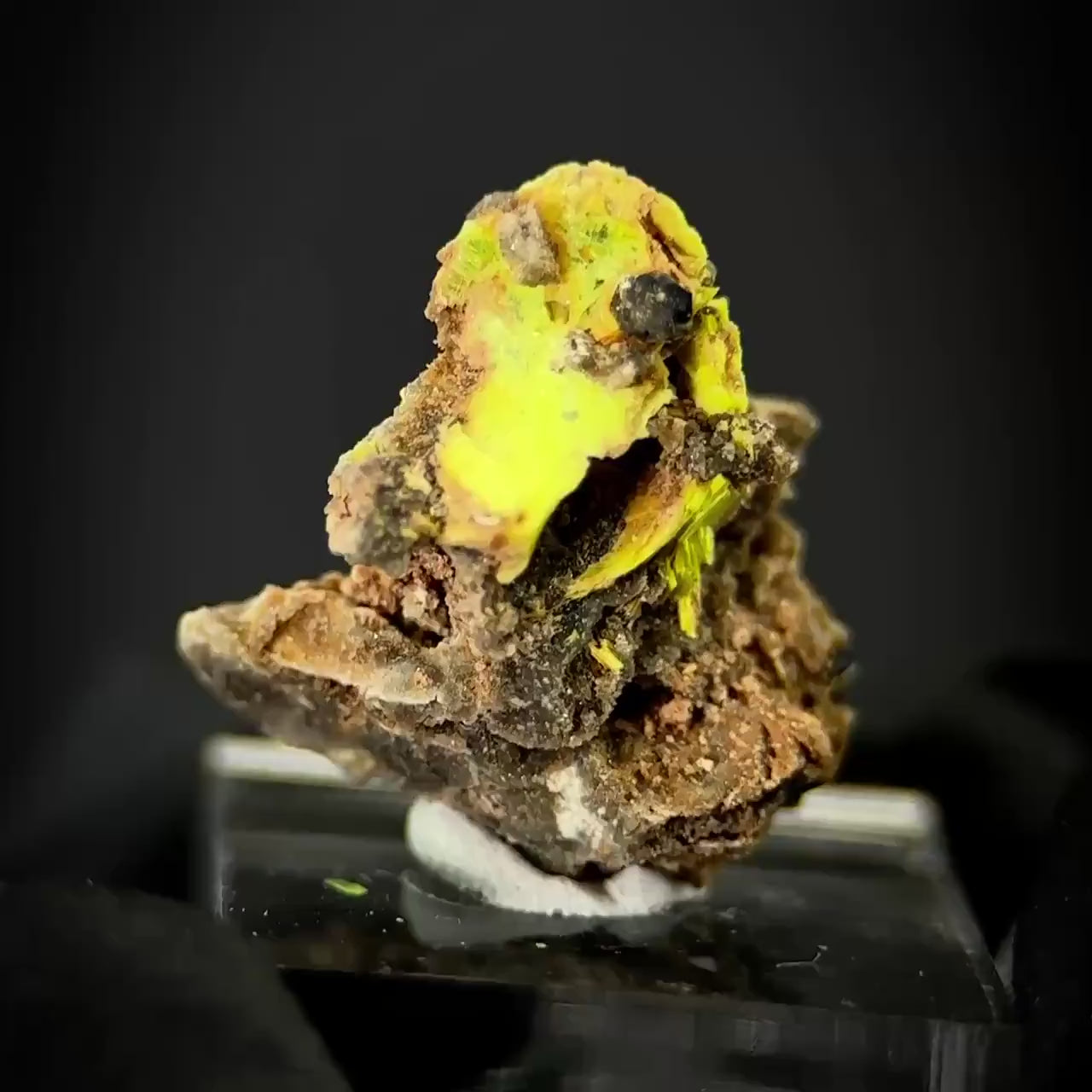 Uranocircite | fluorescent UV reactive crystal, rare mineral specimen from Germany