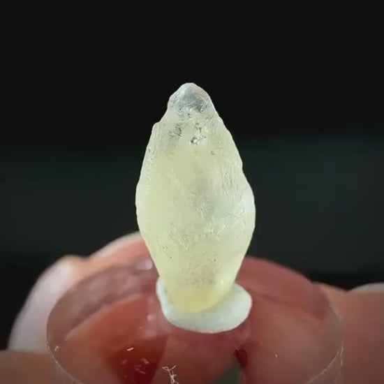 Ceylon Sapphire | natural yellow crystal, uncut raw sapphire, mineral specimen from Sri Lanka