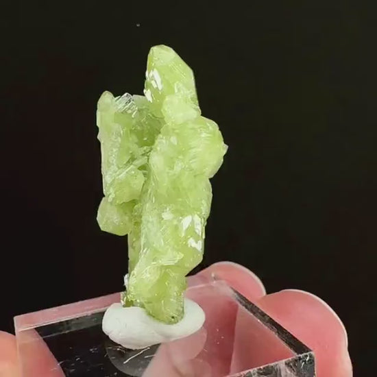 Vesuvianite (Canada) | green vesuvianite crystal, rare mineral specimen