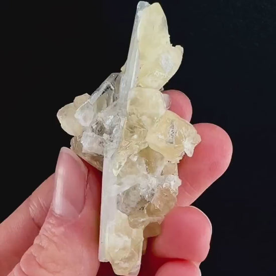 Blue Barite with Calcite (Illinois, USA) | barite specimen, baryte crystal