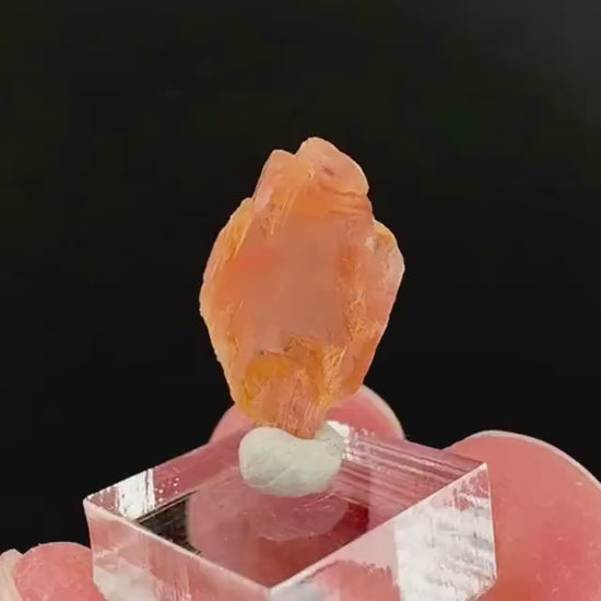 Rhodochrosite | pink crystal, mineral specimen from Pakistan