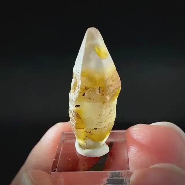 Ceylon Sapphire | natural yellow crystal, uncut raw sapphire, mineral specimen from Sri Lanka