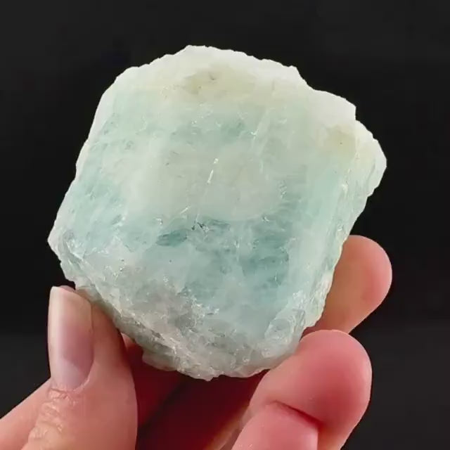 Aquamarine (Pakistan) | natural aquamarine crystal, mineral specimen