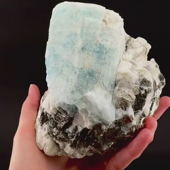 Aquamarine w/ Muscovite & Albite (Pakistan) | natural aquamarine crystal, mineral specimen