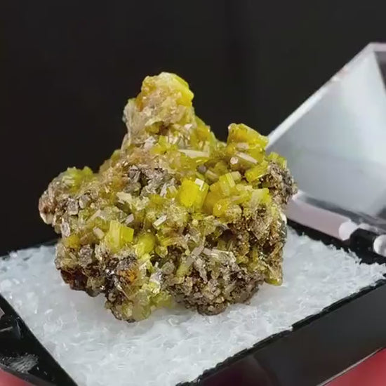 Pyromorphite (Idaho, USA) | green yellow pyromorphite crystal, rare mineral specimen