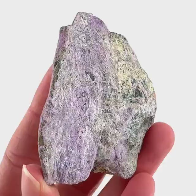 Stichtite | raw purple stichtite with serpentine, mineral specimen from South Africa