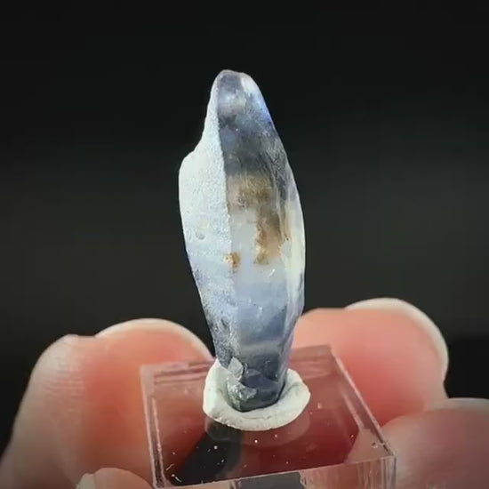 Ceylon Sapphire | natural blue crystal, uncut raw sapphire, mineral specimen from Sri Lanka