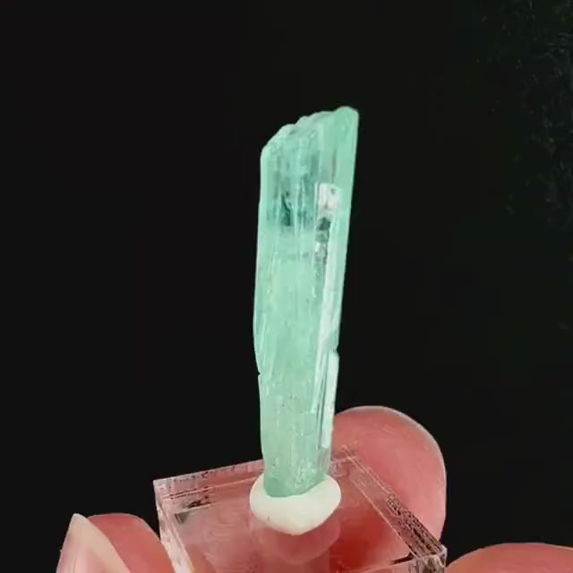 Beryl var. Emerald (Nigeria) | natural emerald, emerald crystal, mineral specimen