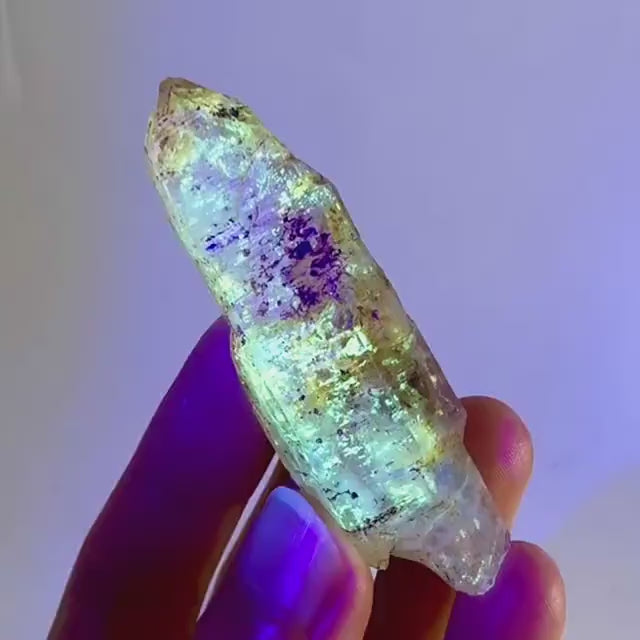 UV Reactive Petroleum Quartz (Madagascar) | natural firefly petroleum quartz crystal, fluorescent minerals