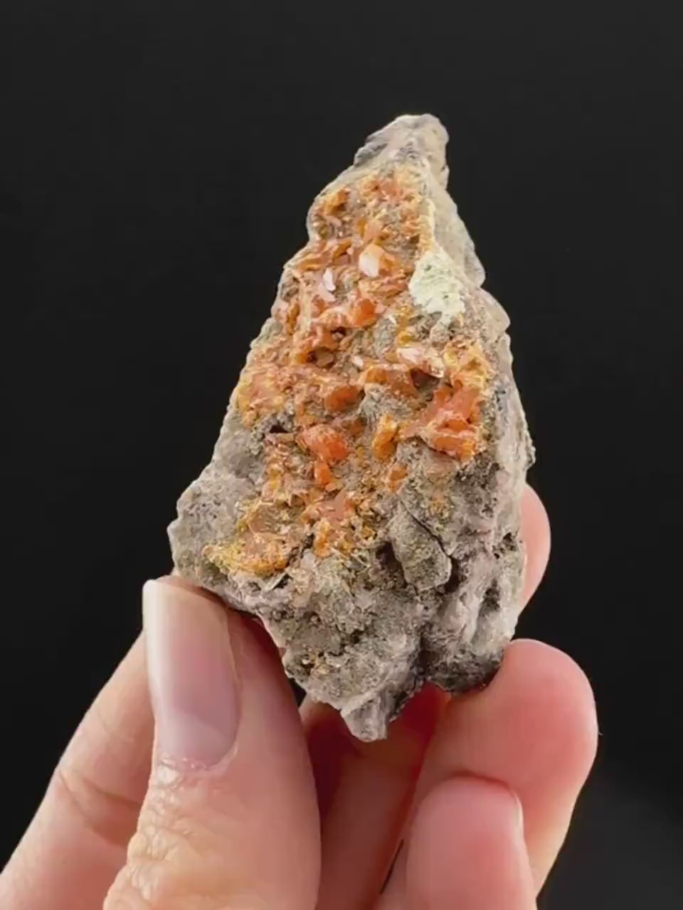 Wulfenite (Arizona, USA) | orange wulfenite crystal, mineral specimen