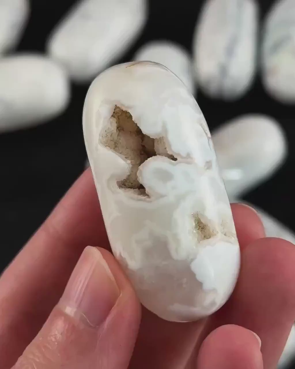 ONE Polished Snow Agate, white agate, tumbled snow agate