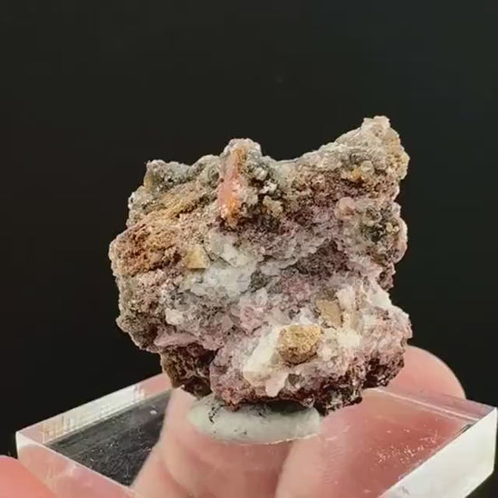 Wulfenite (Arizona, USA) | orange wulfenite crystal, mineral specimen