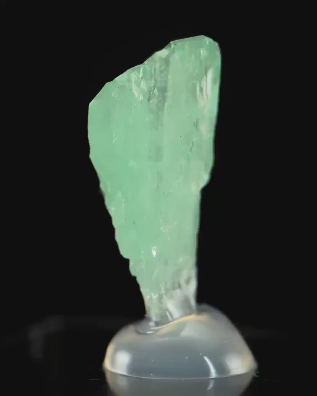 Phosphophyllite | terminated phosphophyllite crystal, rare mineral specimen