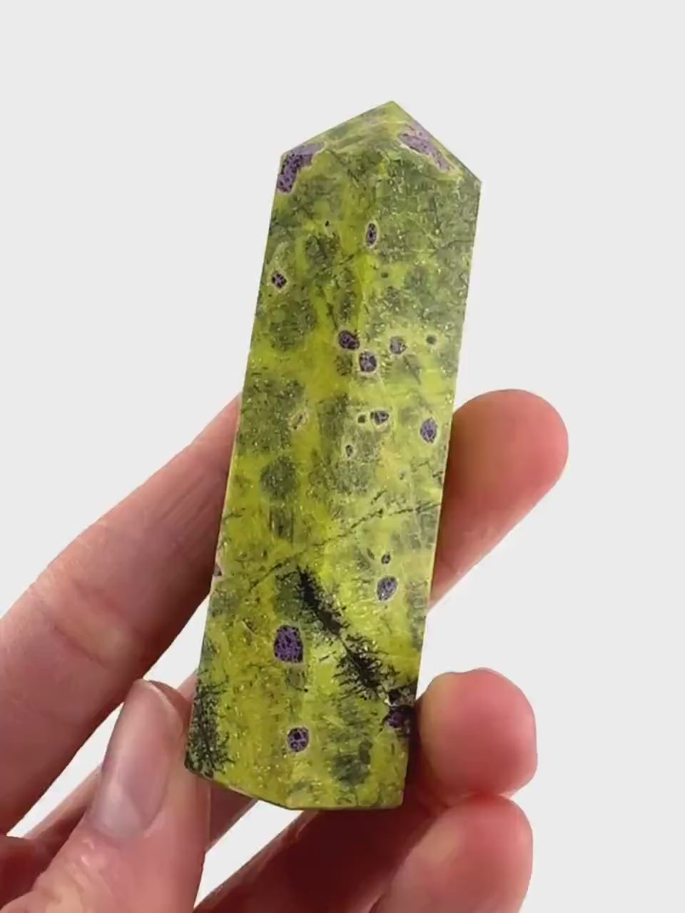 Atlantisite Crystal Point | Stichtite in Serpentine from Tasmania