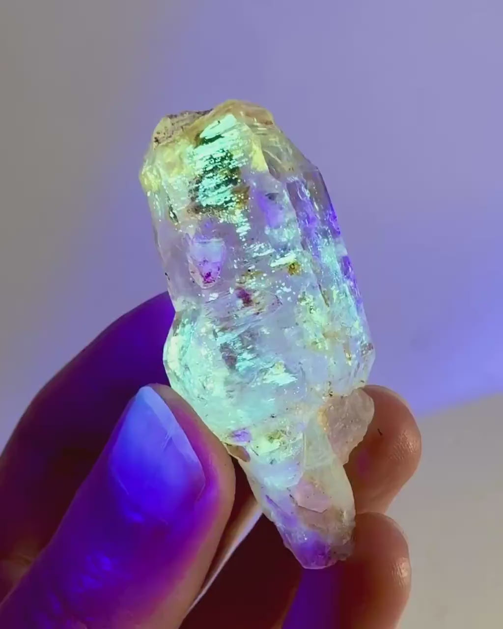 UV Reactive Petroleum Quartz (Madagascar) | natural firefly petroleum quartz crystal, fluorescent minerals
