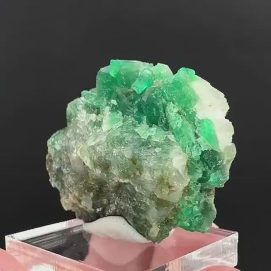 Emerald on Matrix | natural green crystal, mineral specimen from Pakistan