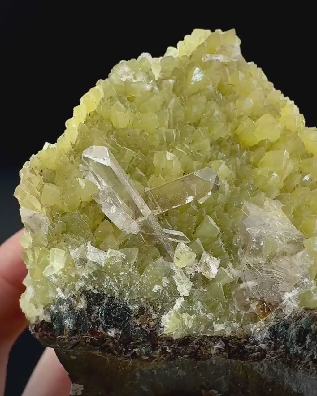 Barite on Yellow Calcite (Montana, USA) | UV reactive crystal cluster, mineral specimen