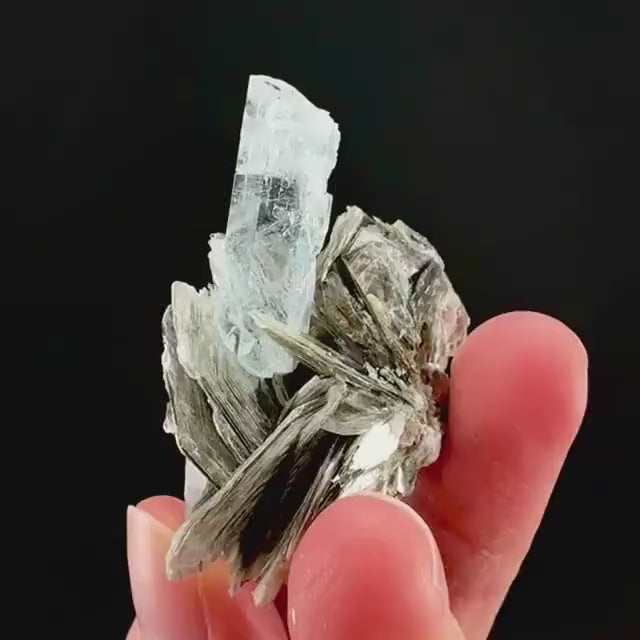 Aquamarine with Muscovite | terminated blue beryl crystal, natural mineral specimen