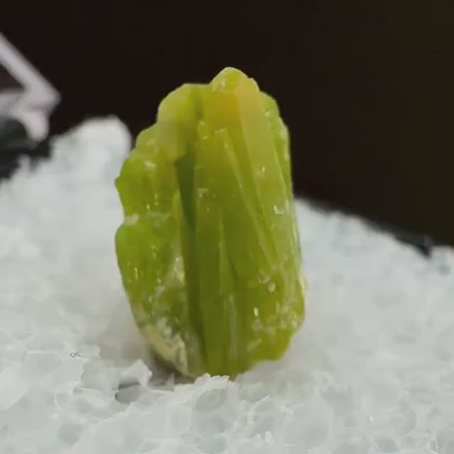 Pyromorphite (BC, Canada) | green pyromorphite crystal, rare mineral specimen
